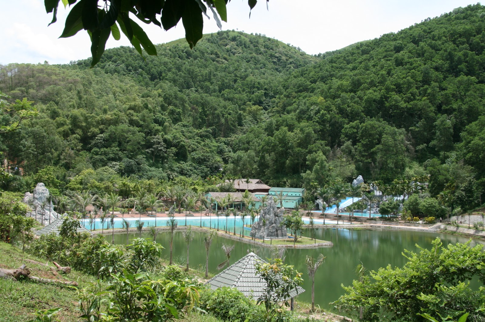 TOUR THÁC BẠC SUỐI SAO 